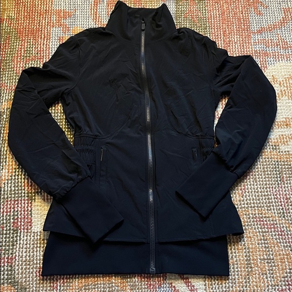lululemon athletica Jackets & Blazers - Lululemon Sights Seen Jacket Black Size 4 Rare EUC Athleisure Activewear
